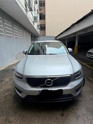 VOLVO XC40 2.0 T4 GASOLINA GEARTRONIC VOLVO XC40 2.0 T4 GASOLINA GEARTRONIC